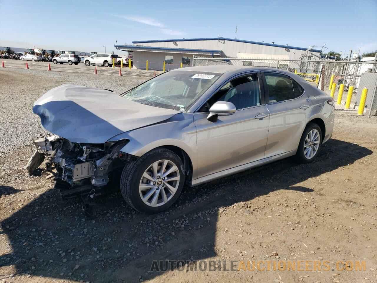 4T1R11AK1NU677659 TOYOTA CAMRY 2022