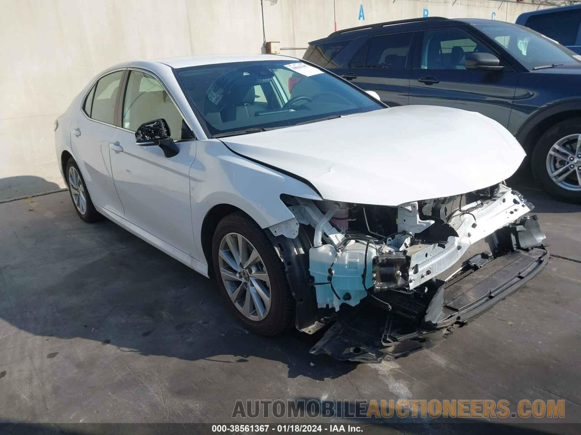 4T1R11AK1PU743677 TOYOTA CAMRY 2023