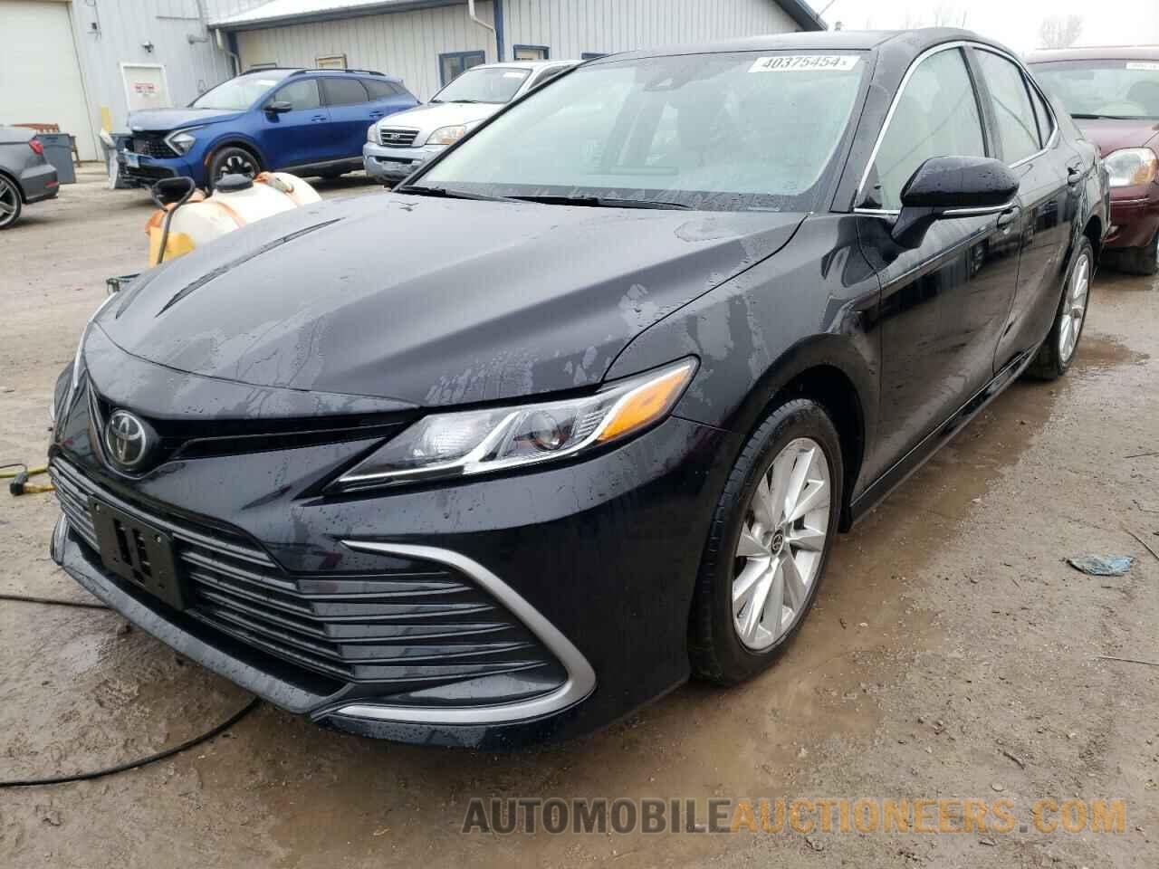 4T1R11AK1PU748992 TOYOTA CAMRY 2023