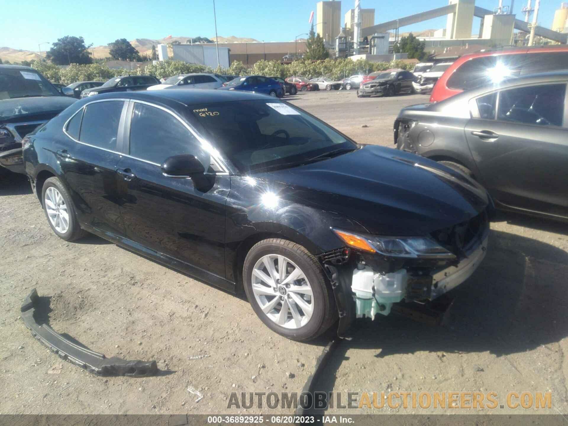 4T1R11AK2PU101419 TOYOTA CAMRY 2023