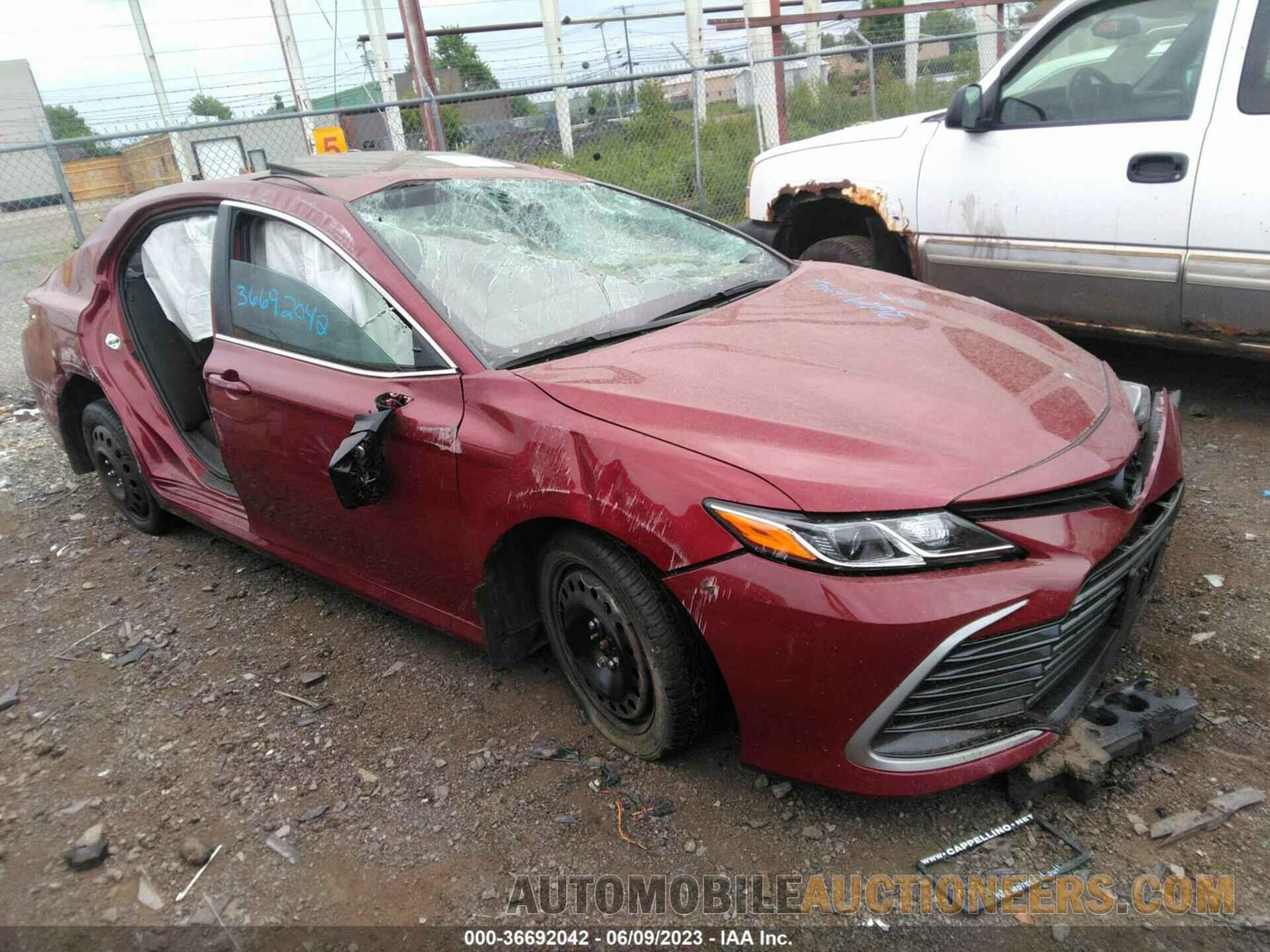 4T1R11AK3MU607014 TOYOTA CAMRY 2021