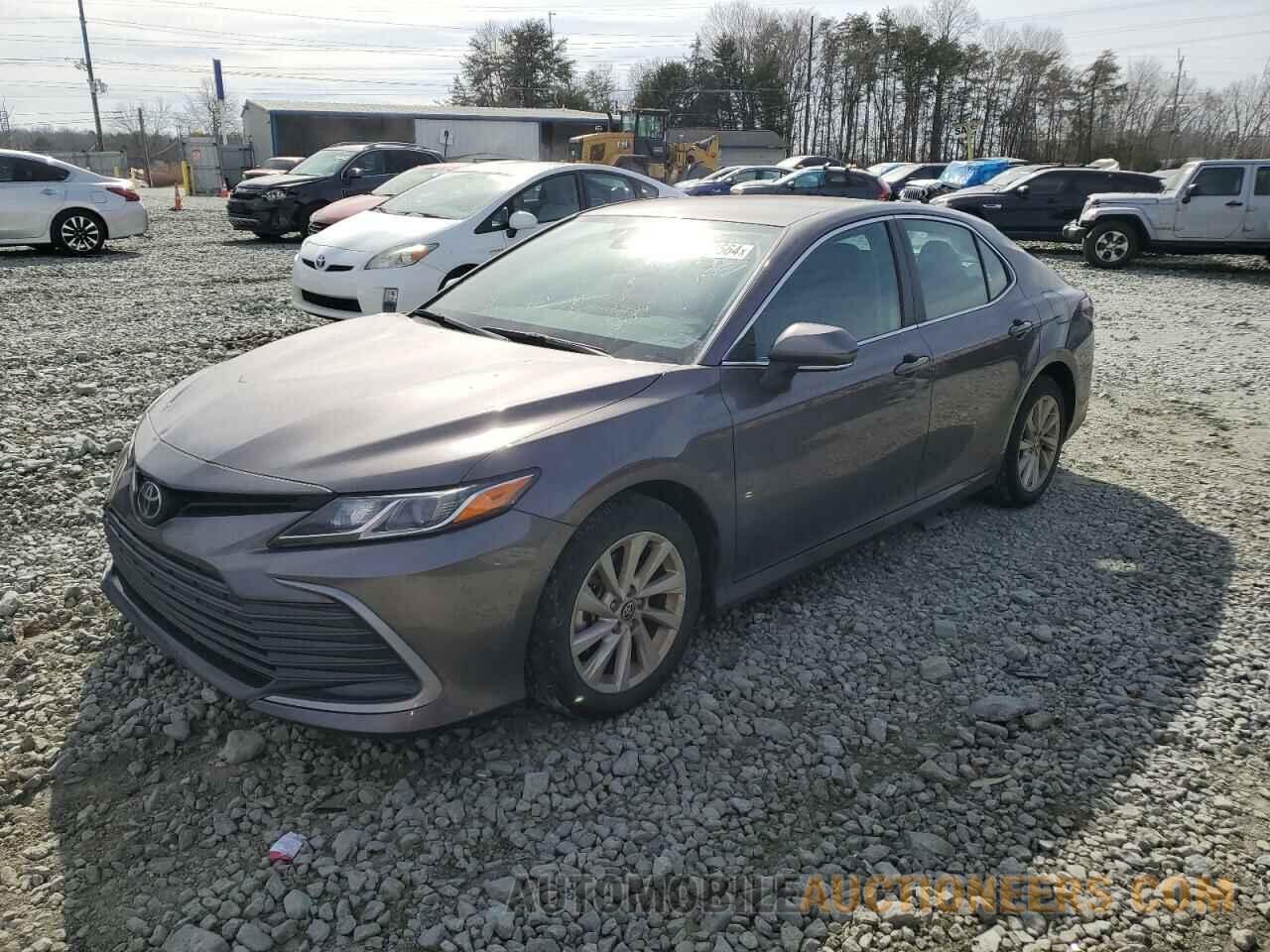 4T1R11AK3NU646316 TOYOTA CAMRY 2022