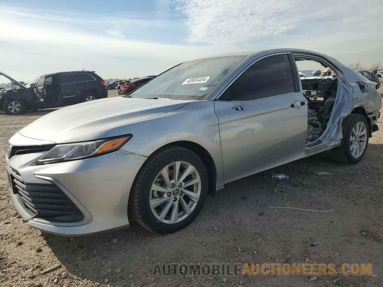 4T1R11AK4MU456605 TOYOTA CAMRY 2021