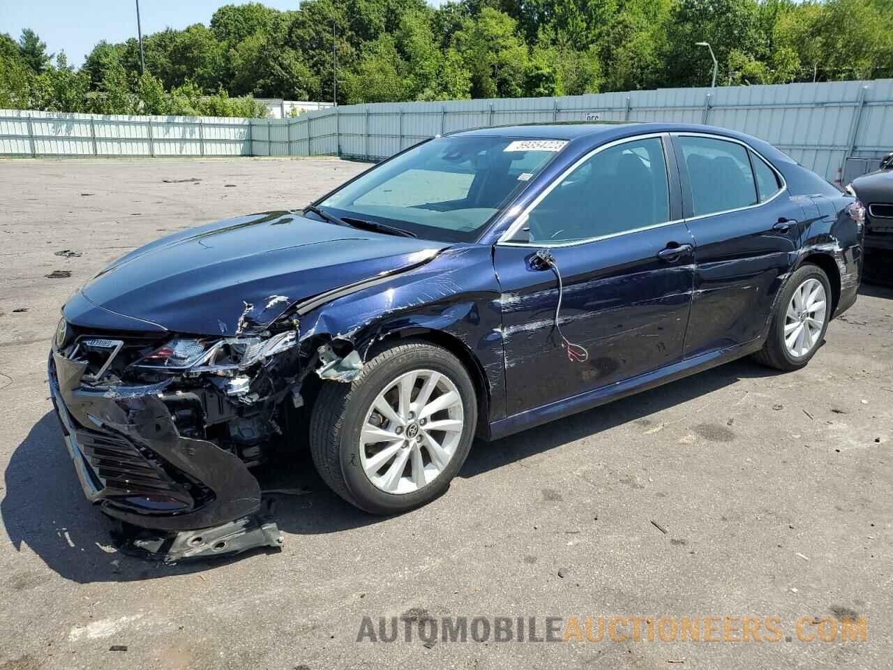 4T1R11AK4MU513885 TOYOTA CAMRY 2021