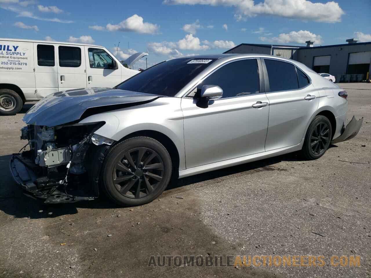 4T1R11AK4PU139783 TOYOTA CAMRY 2023