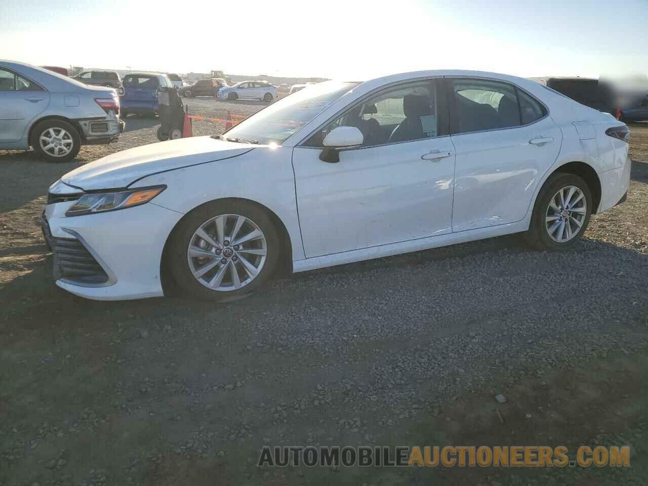 4T1R11AK4PU803967 TOYOTA CAMRY 2023