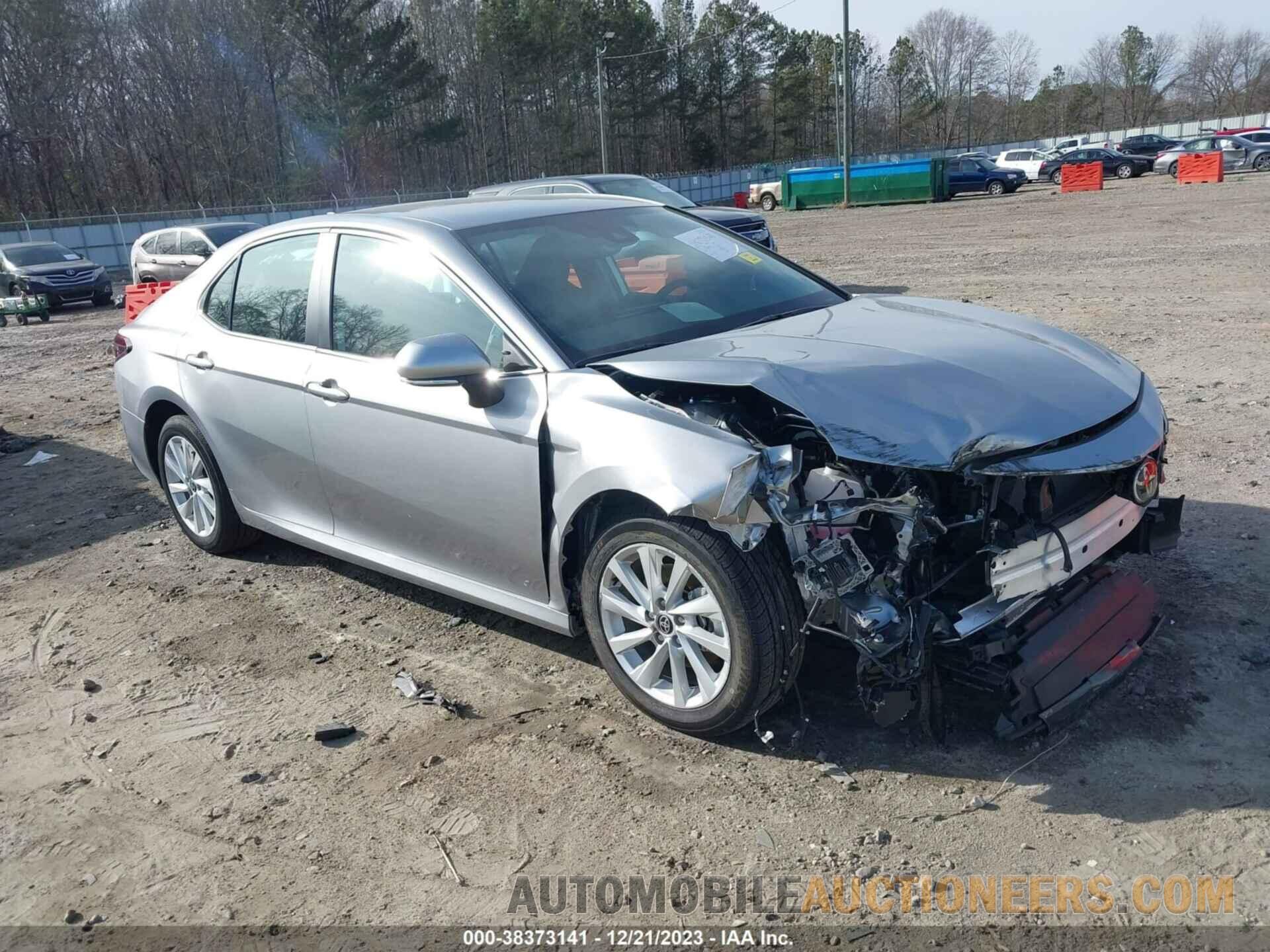 4T1R11AK5NU675753 TOYOTA CAMRY 2022