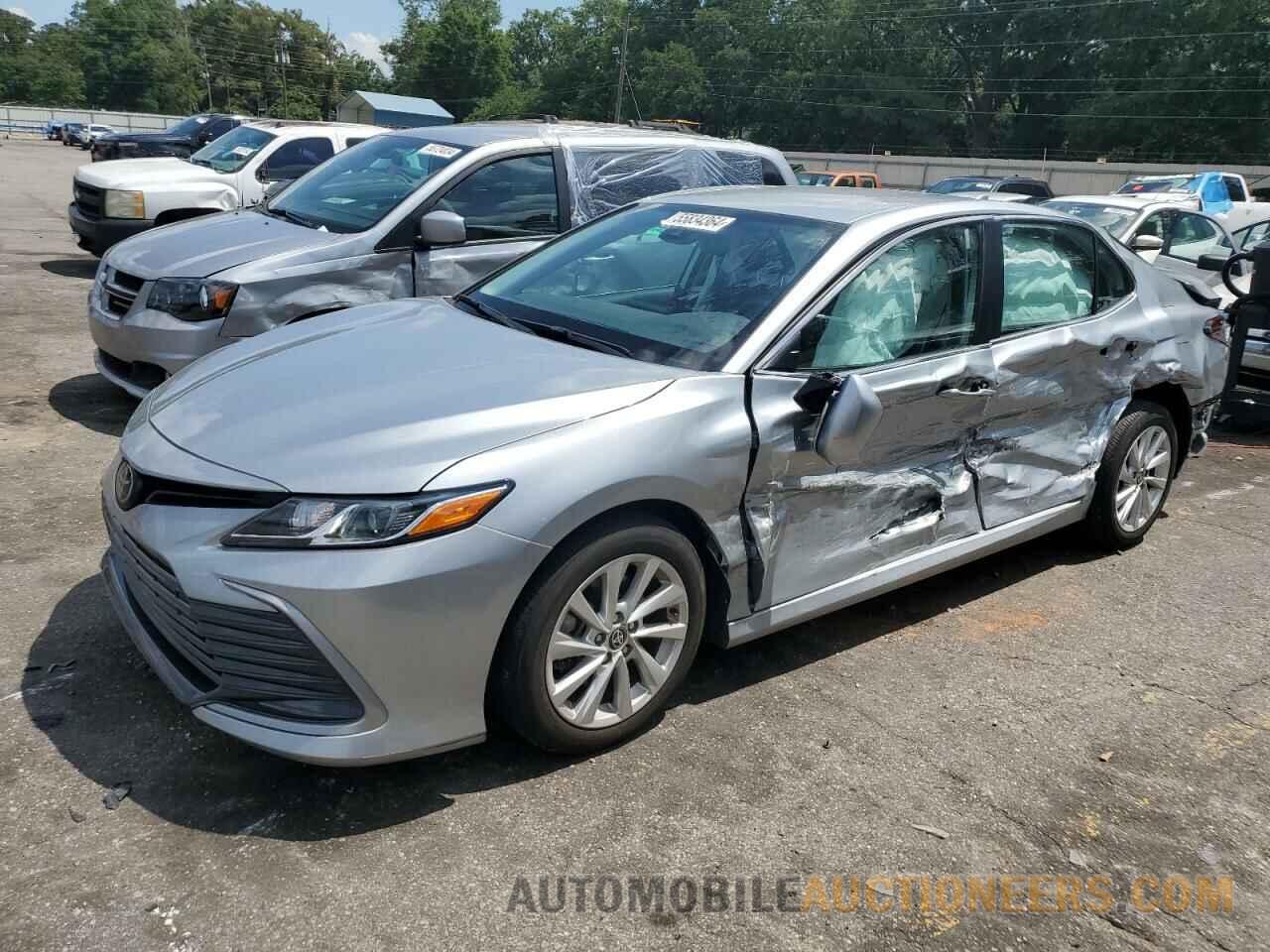 4T1R11AK5PU135127 TOYOTA CAMRY 2023