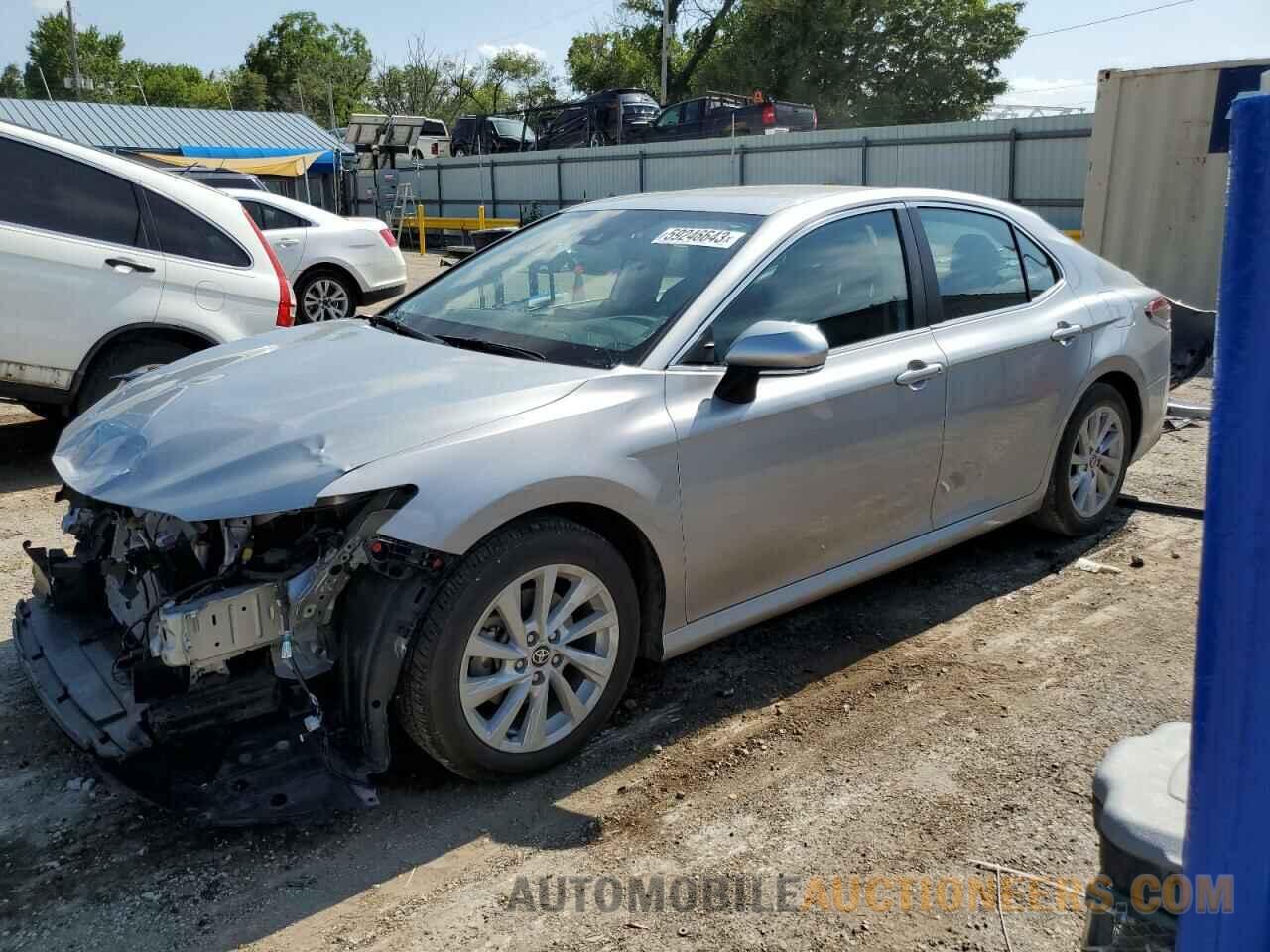 4T1R11AK6MU424528 TOYOTA CAMRY 2021