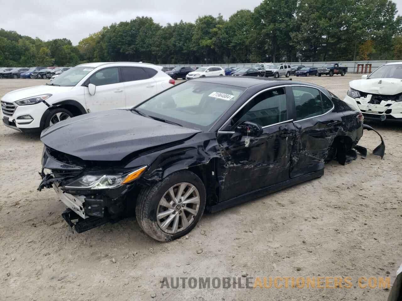 4T1R11AK6NU641675 TOYOTA CAMRY 2022