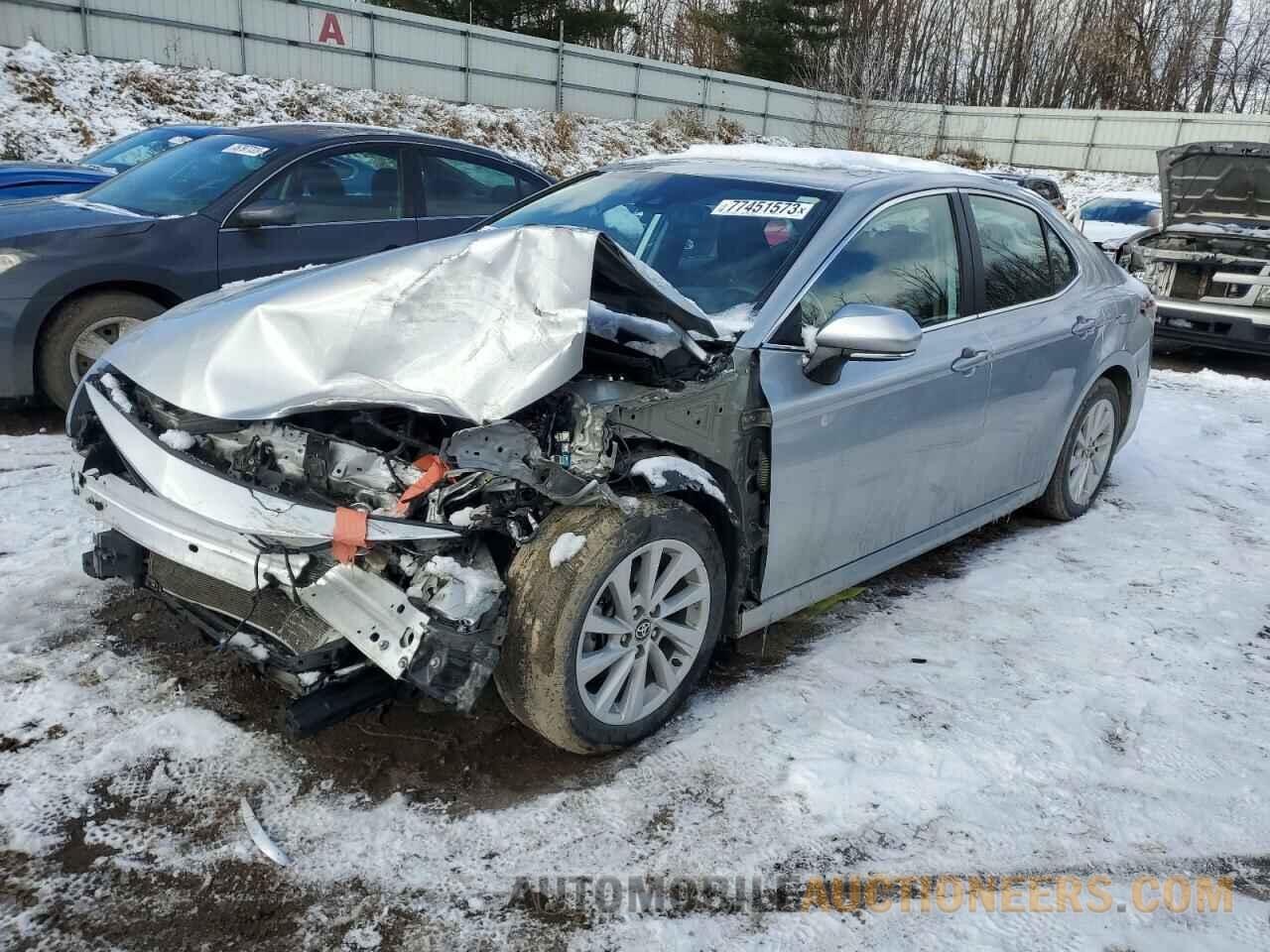 4T1R11AK6NU704399 TOYOTA CAMRY 2022