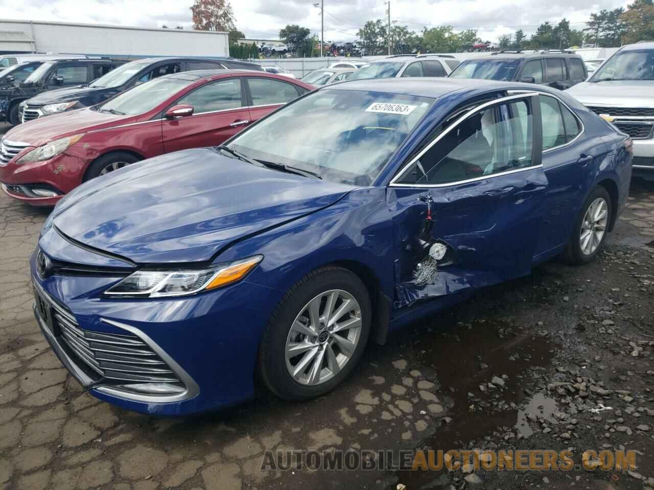 4T1R11AK6PU139655 TOYOTA CAMRY 2023