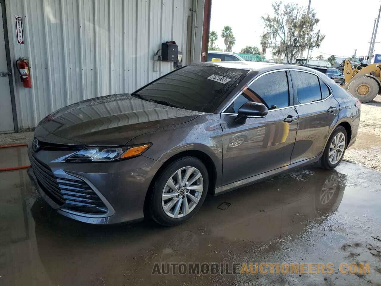 4T1R11AK6PU746784 TOYOTA CAMRY 2023