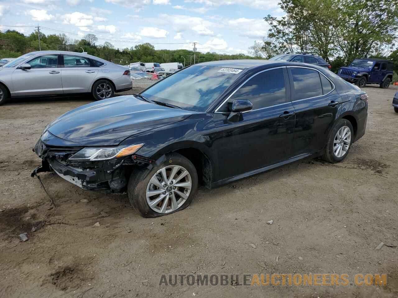 4T1R11AK7PU818088 TOYOTA CAMRY 2023