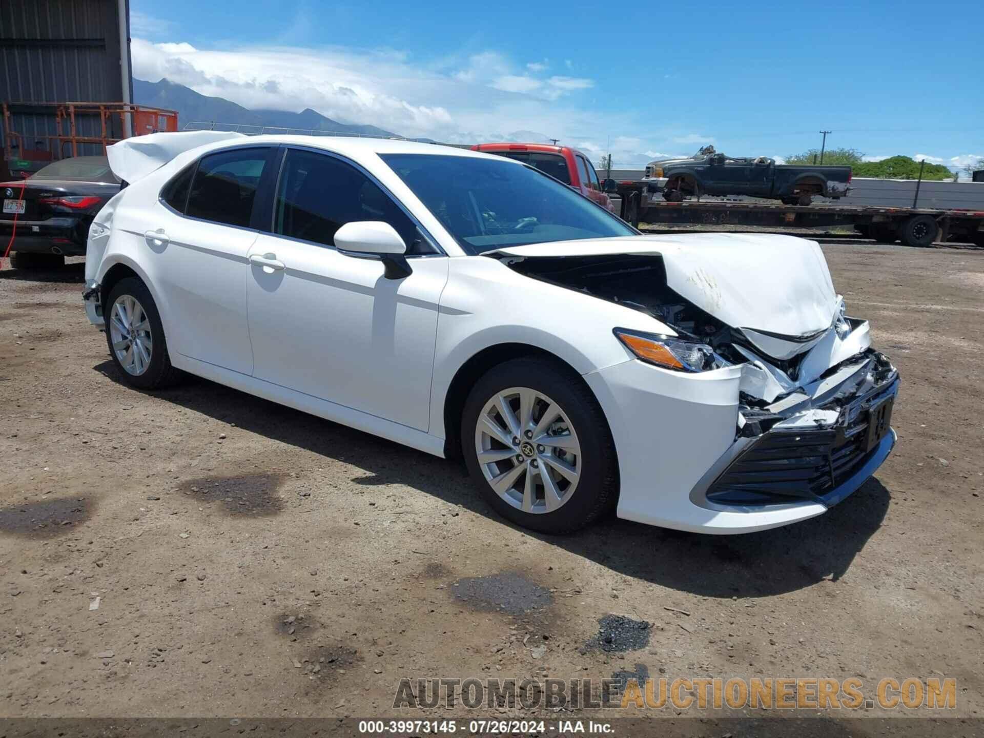 4T1R11AK7RU205245 TOYOTA CAMRY 2024