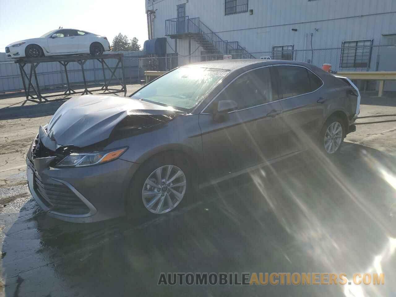 4T1R11AK7RU221249 TOYOTA CAMRY 2024