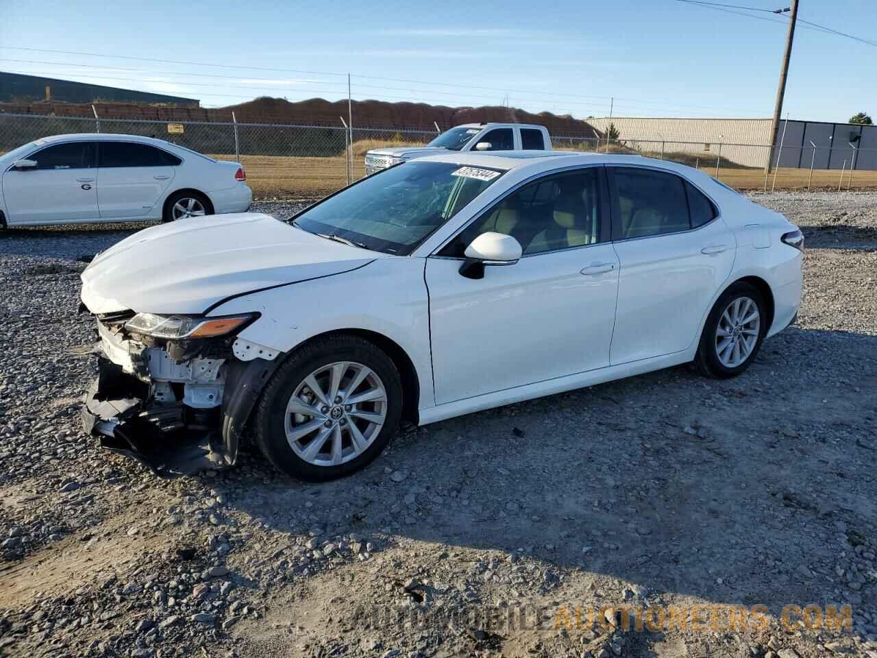 4T1R11AK8MU491423 TOYOTA CAMRY 2021