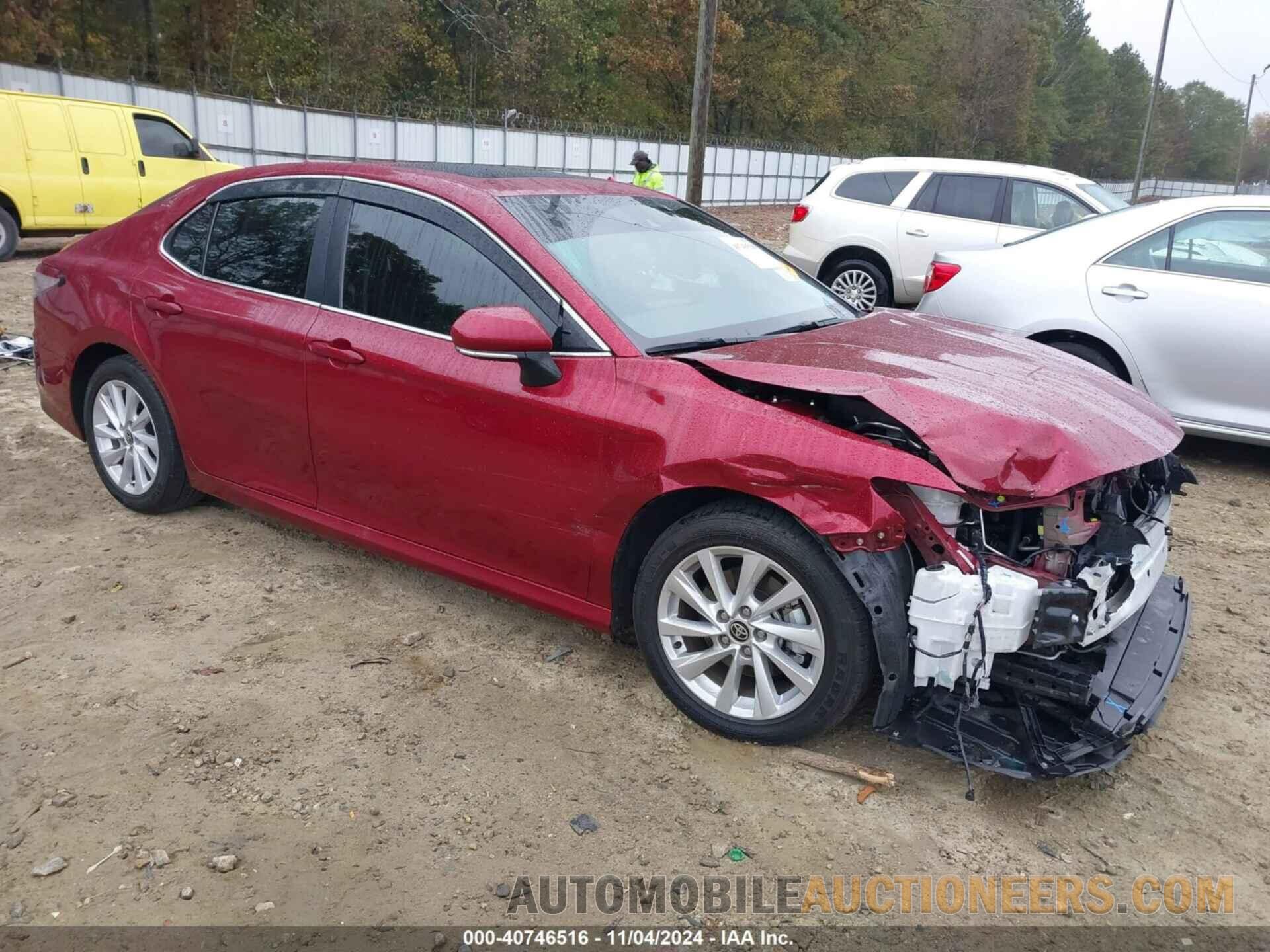 4T1R11AK8MU567450 TOYOTA CAMRY 2021