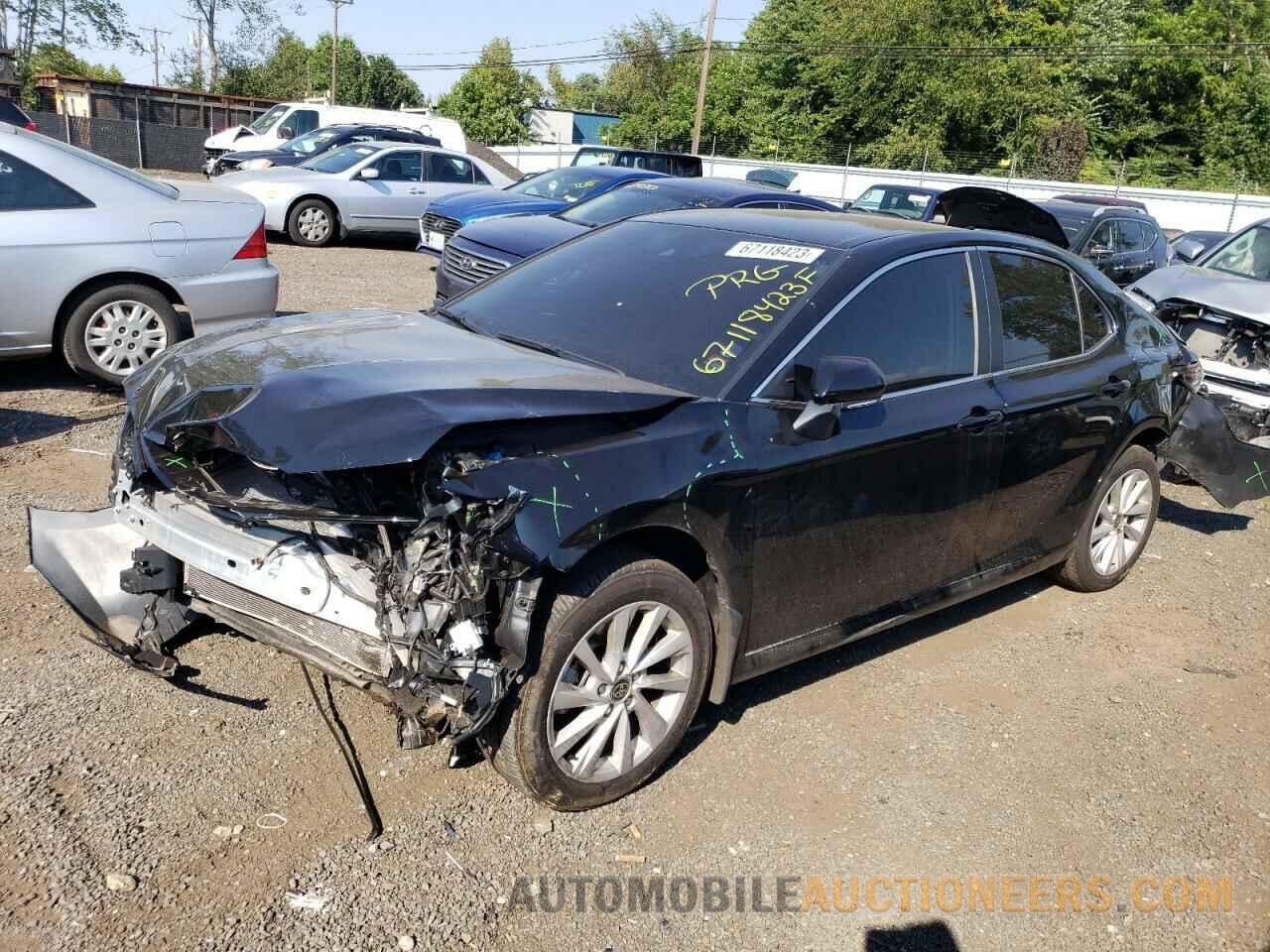 4T1R11AK8MU613326 TOYOTA CAMRY 2021