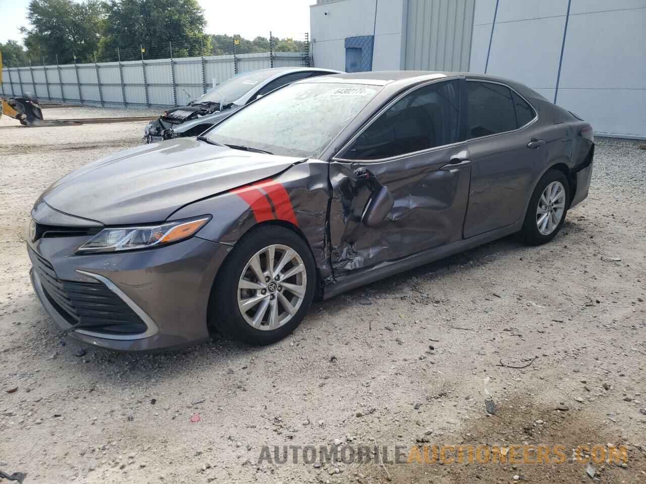 4T1R11AK9MU418240 TOYOTA CAMRY 2021