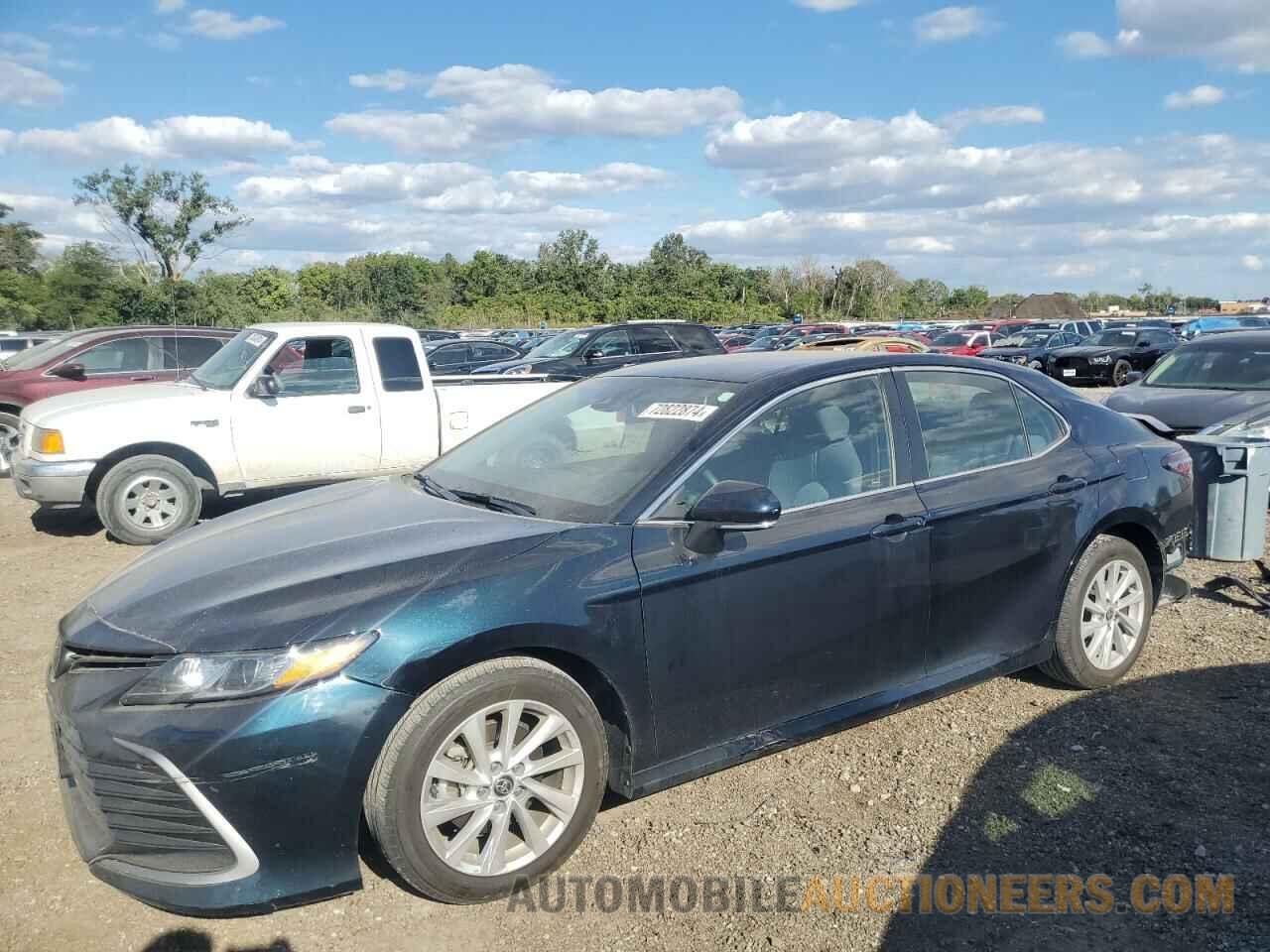 4T1R11AK9MU480513 TOYOTA CAMRY 2021