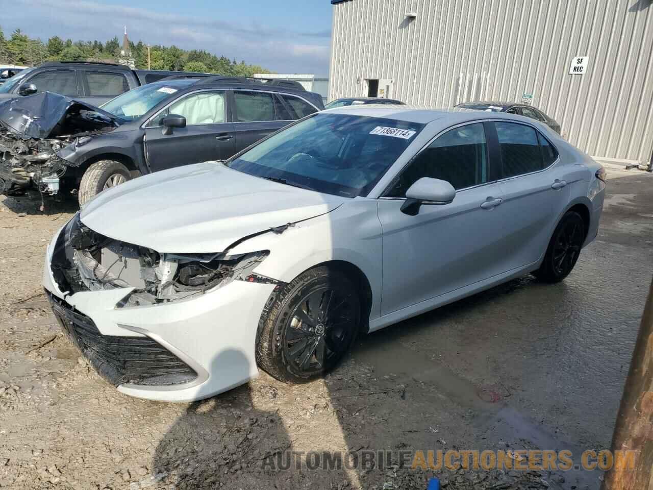 4T1R11AK9NU056525 TOYOTA CAMRY 2022