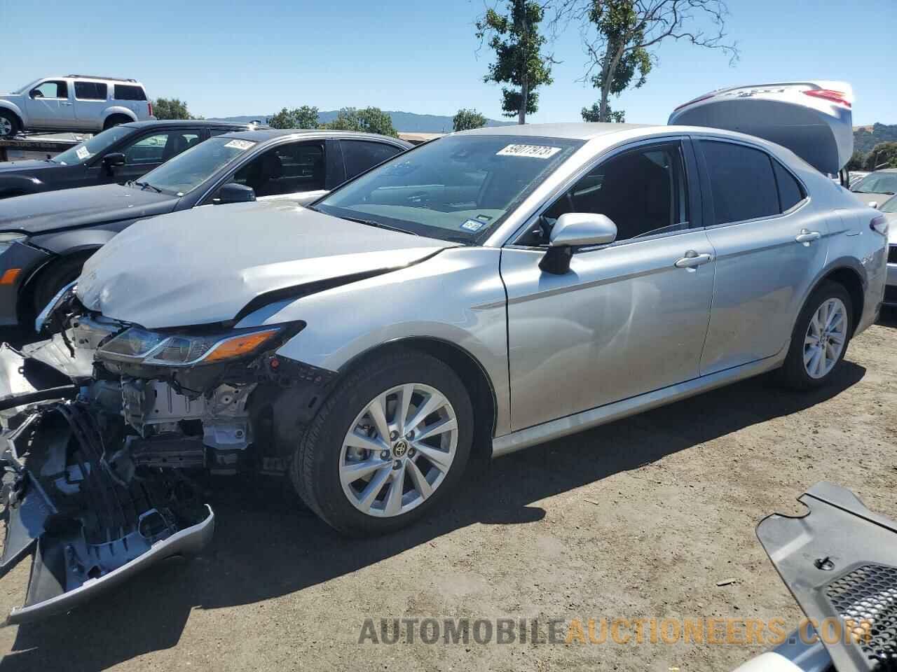 4T1R11AK9NU650466 TOYOTA CAMRY 2022