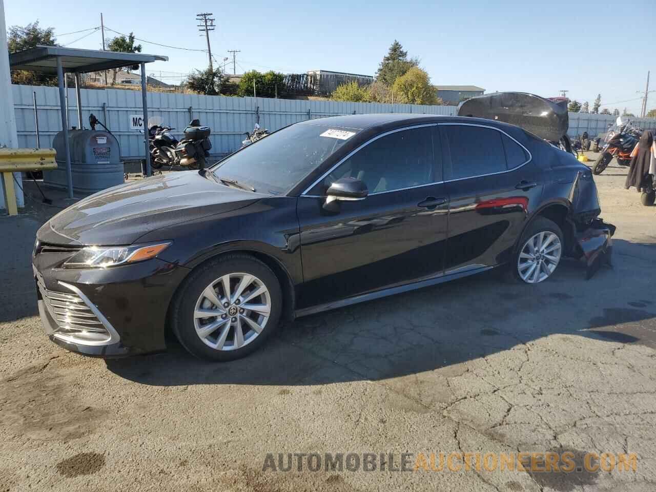 4T1R11AK9NU654887 TOYOTA CAMRY 2022