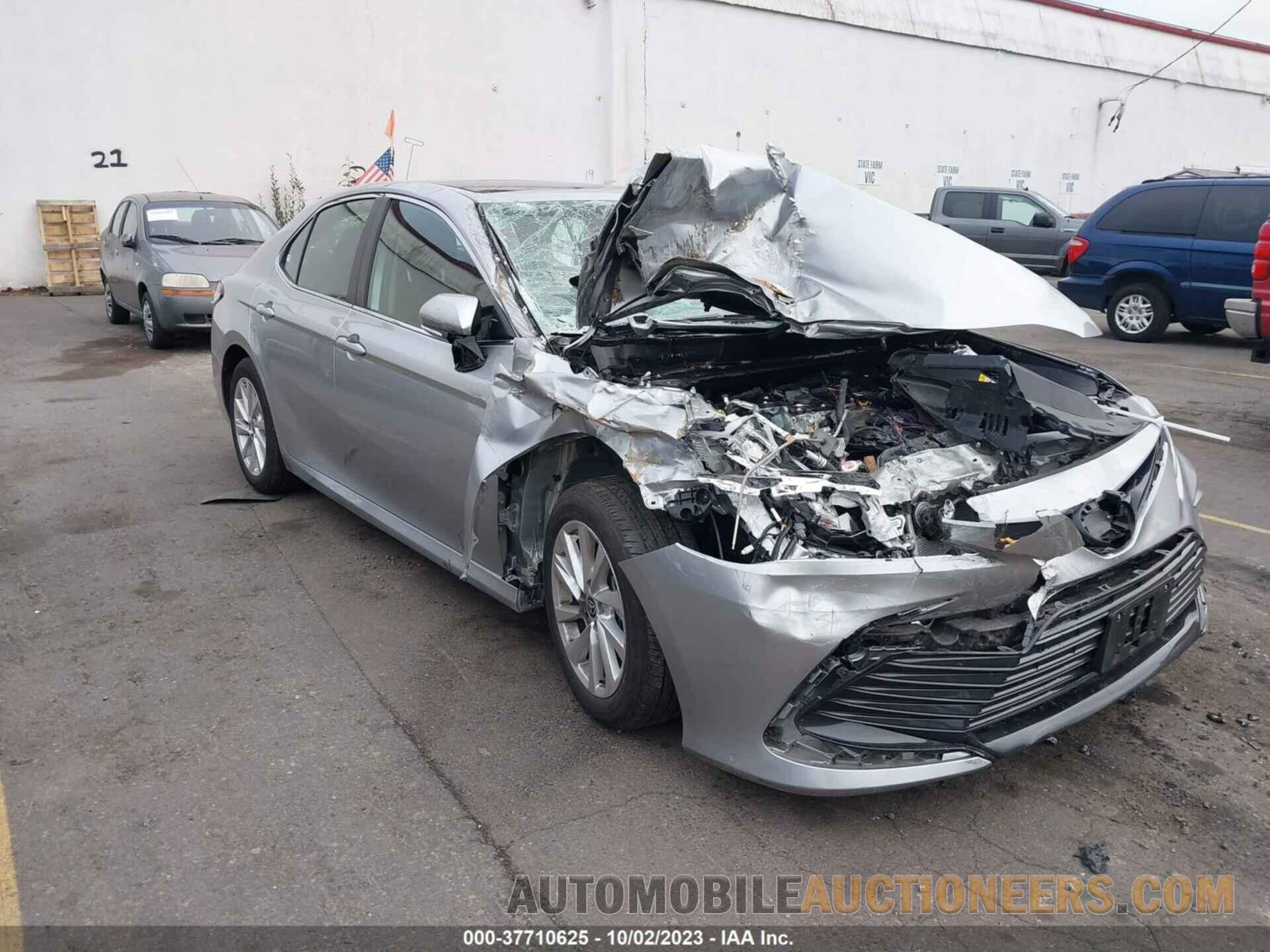 4T1R11AK9PU780413 TOYOTA CAMRY 2023