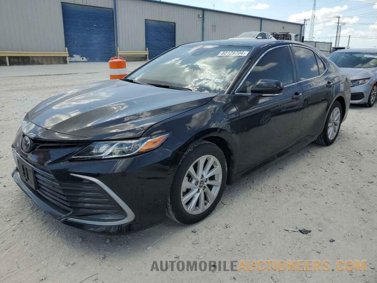 4T1R11AKXPU740941 TOYOTA CAMRY 2023