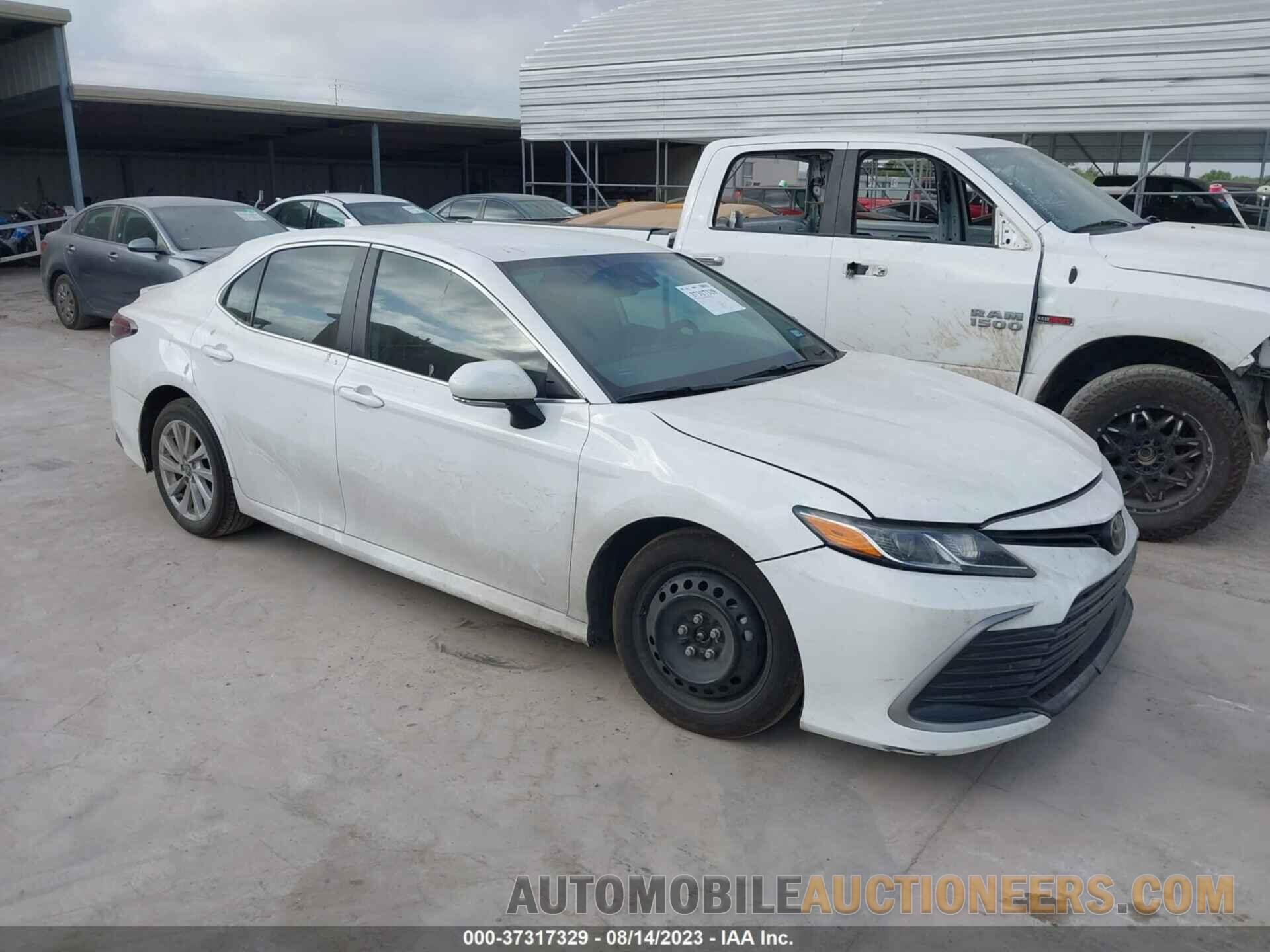 4T1R11AKXPU757402 TOYOTA CAMRY 2023