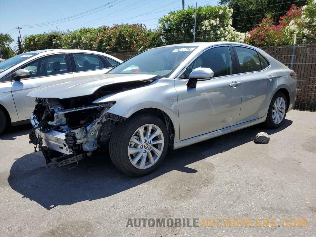 4T1R11AKXRU252334 TOYOTA CAMRY 2024