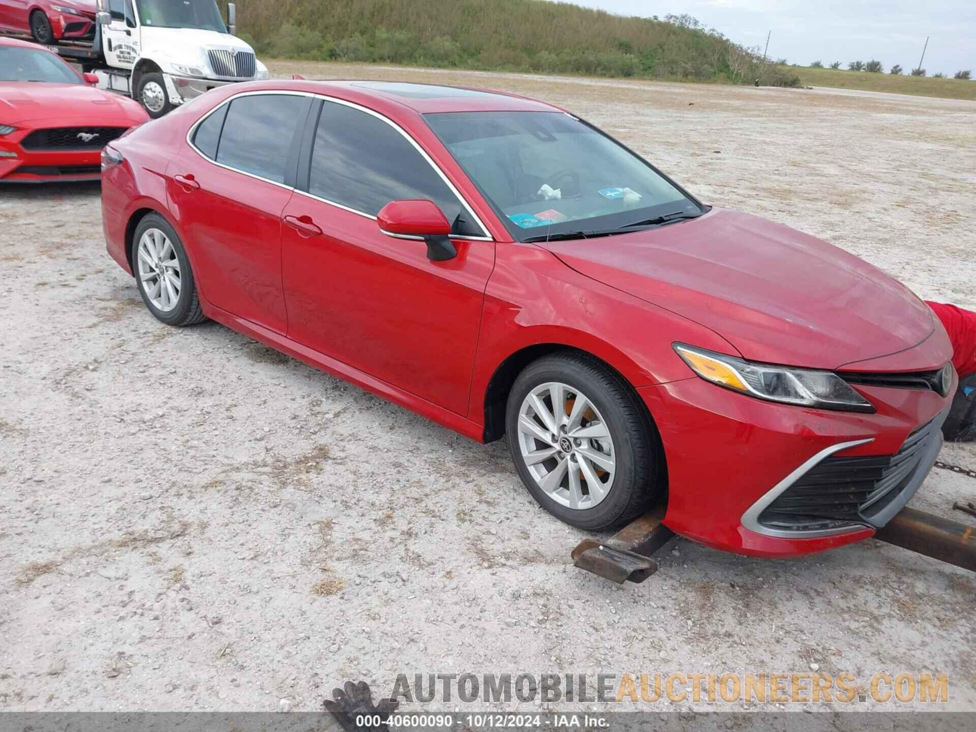 4T1R11AKXRU257789 TOYOTA CAMRY 2024