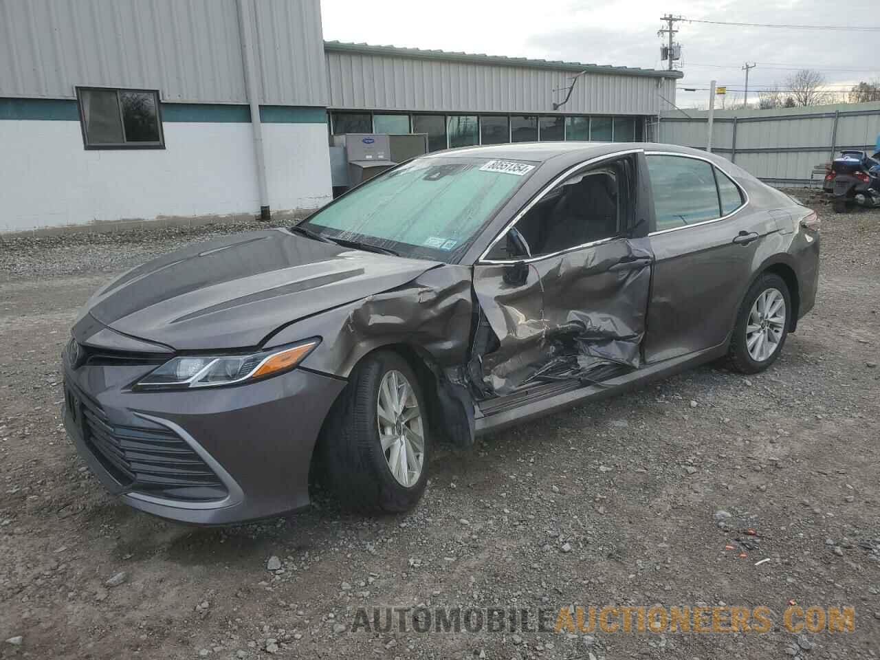 4T1R11BK0NU065967 TOYOTA CAMRY 2022