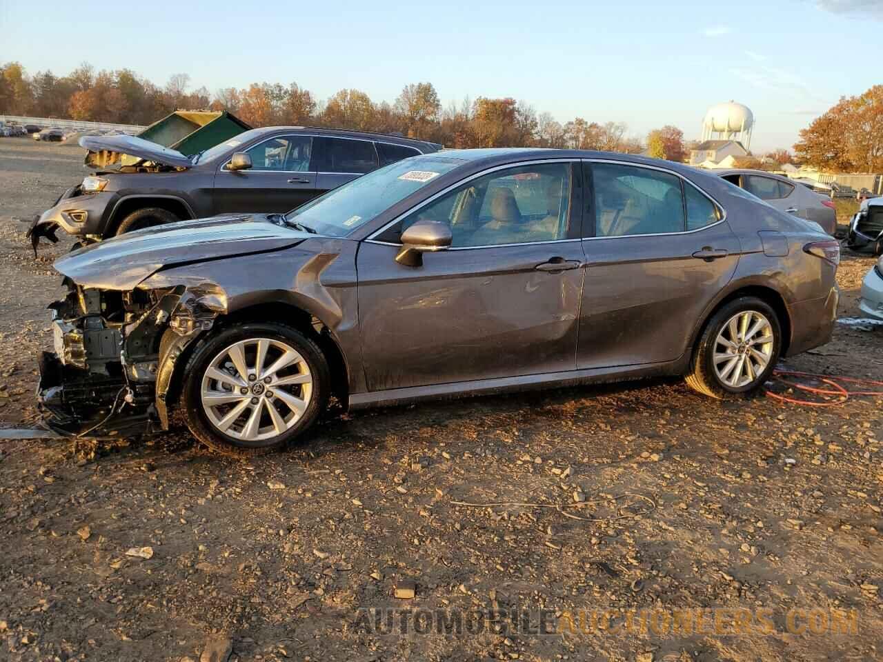 4T1R11BK2PU098570 TOYOTA CAMRY 2023