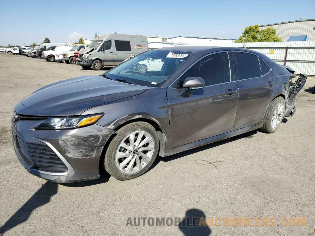 4T1R11BK5MU032347 TOYOTA CAMRY 2021