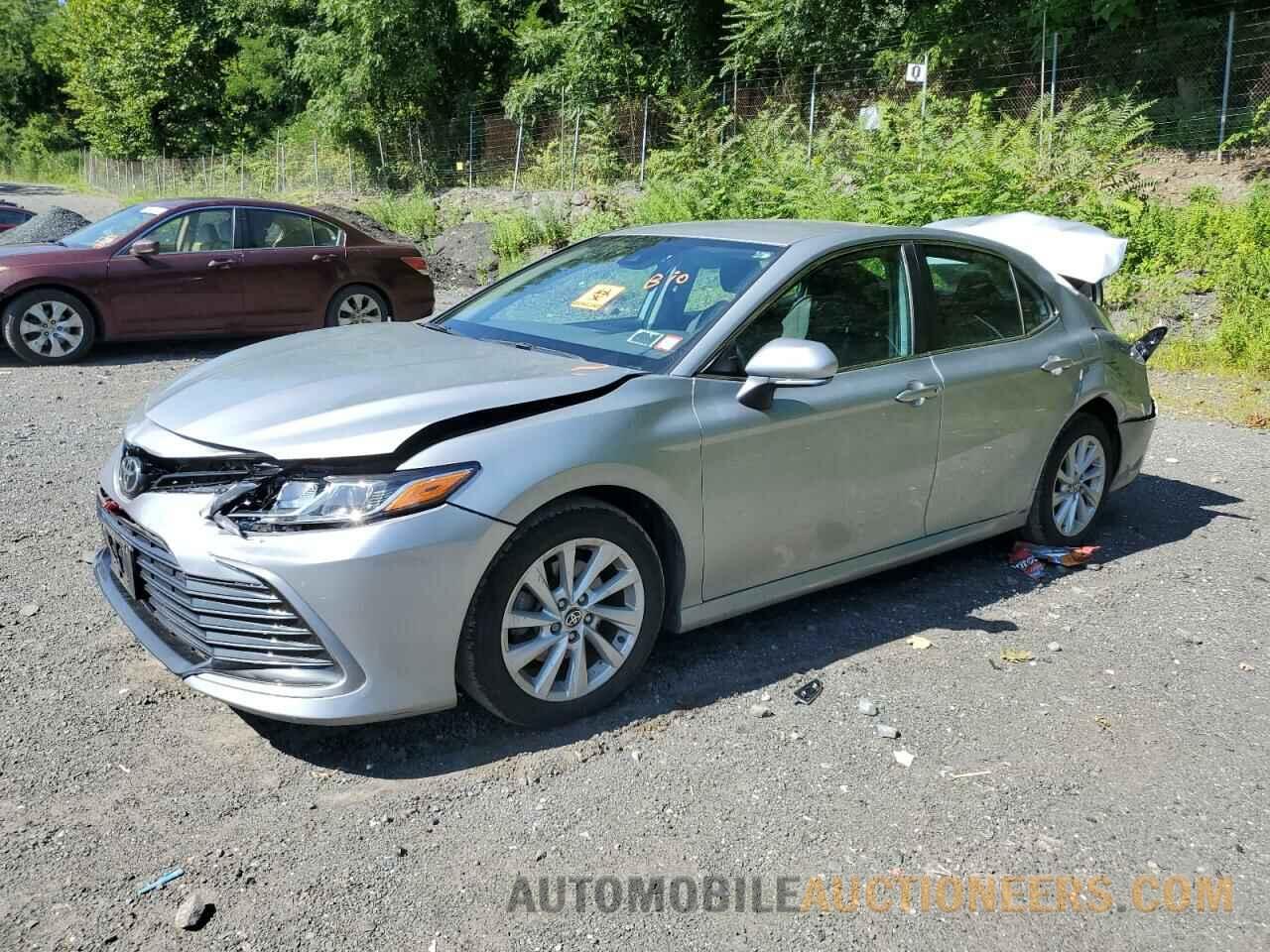 4T1R11BK5NU048467 TOYOTA CAMRY 2022