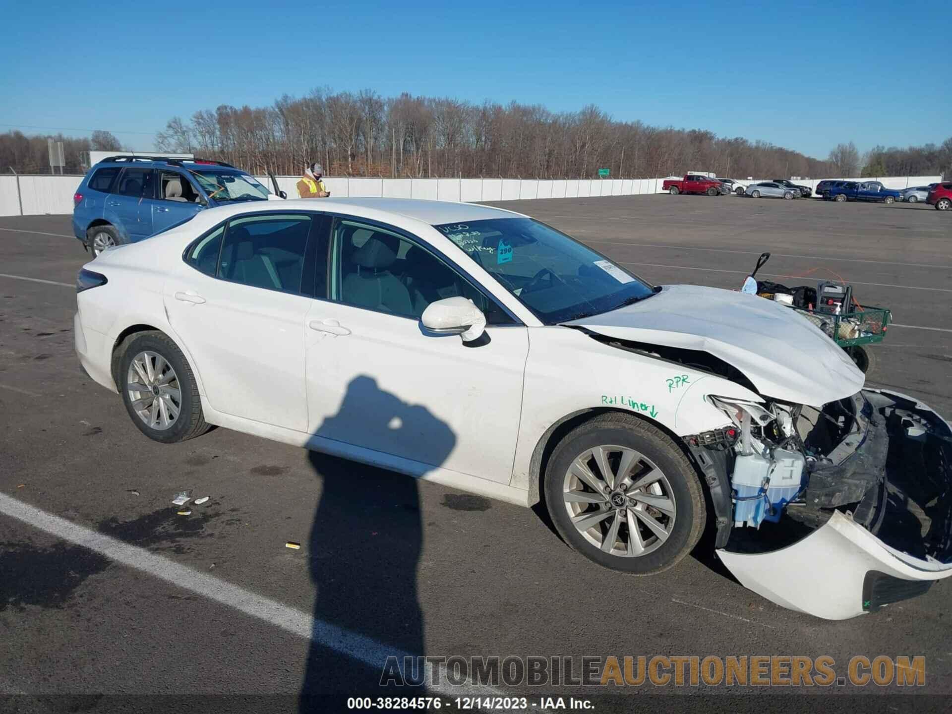 4T1R11BK8NU060354 TOYOTA CAMRY 2022