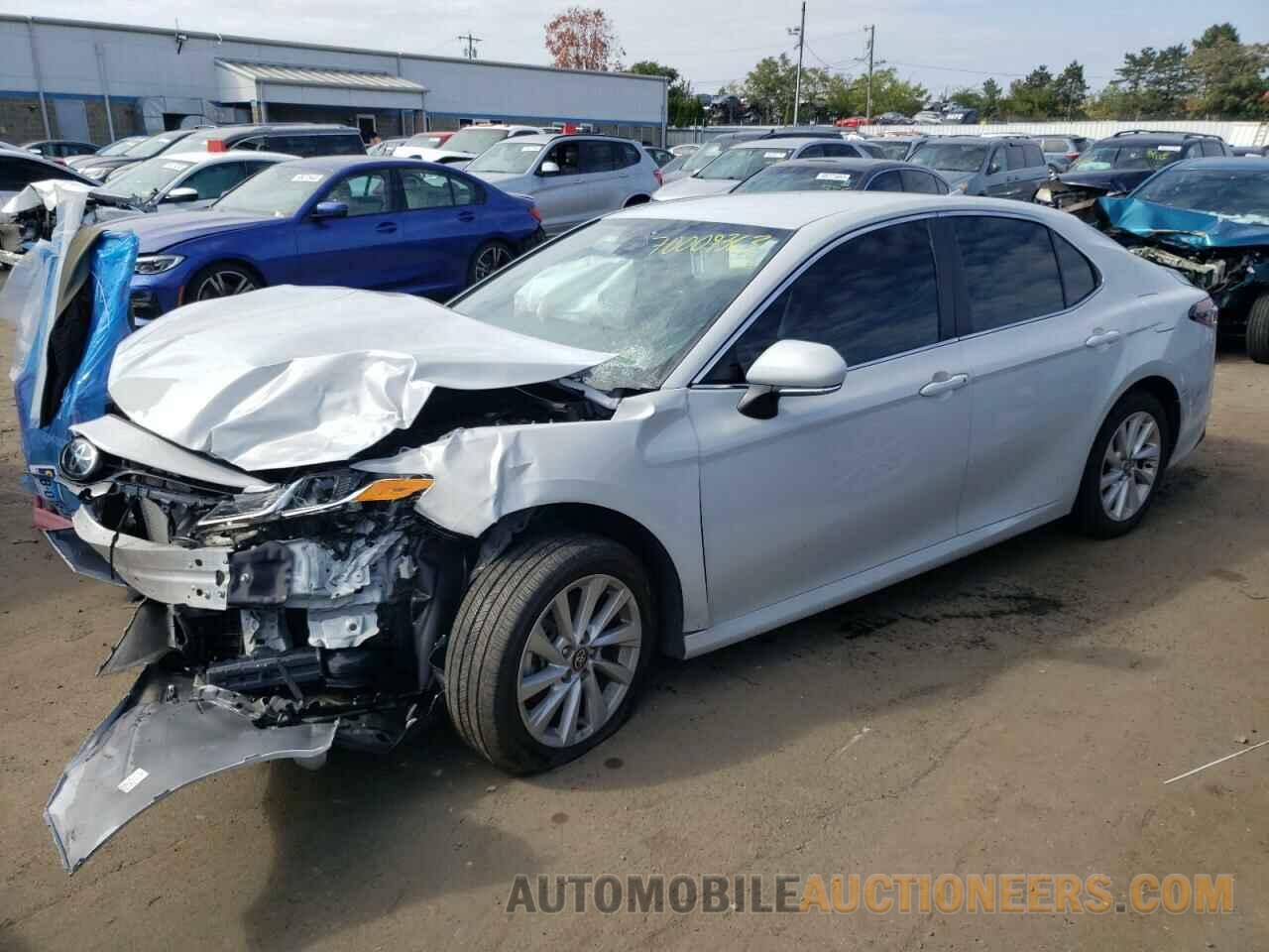 4T1R11BK8PU081322 TOYOTA CAMRY 2023