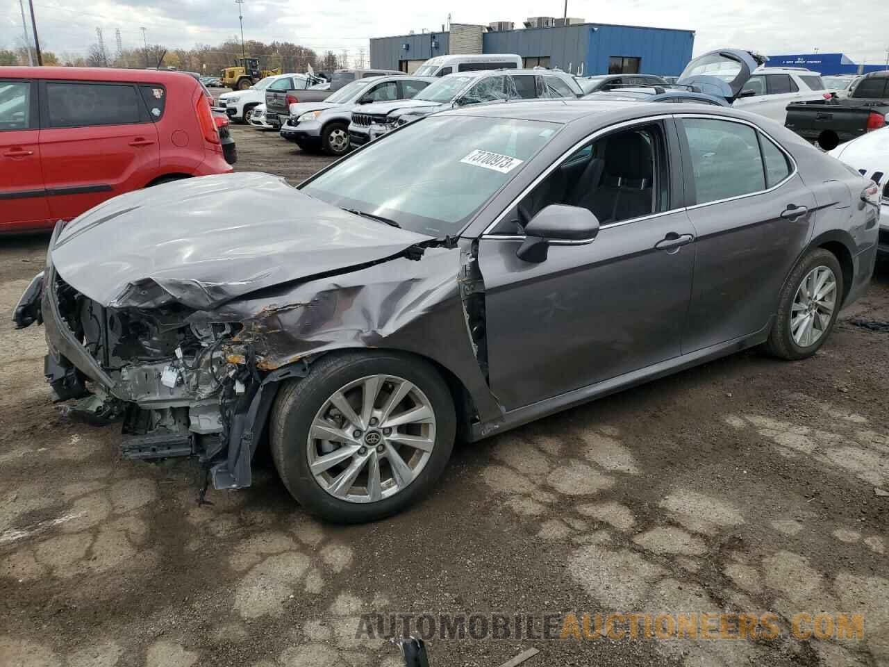 4T1R11BKXNU060372 TOYOTA CAMRY 2022