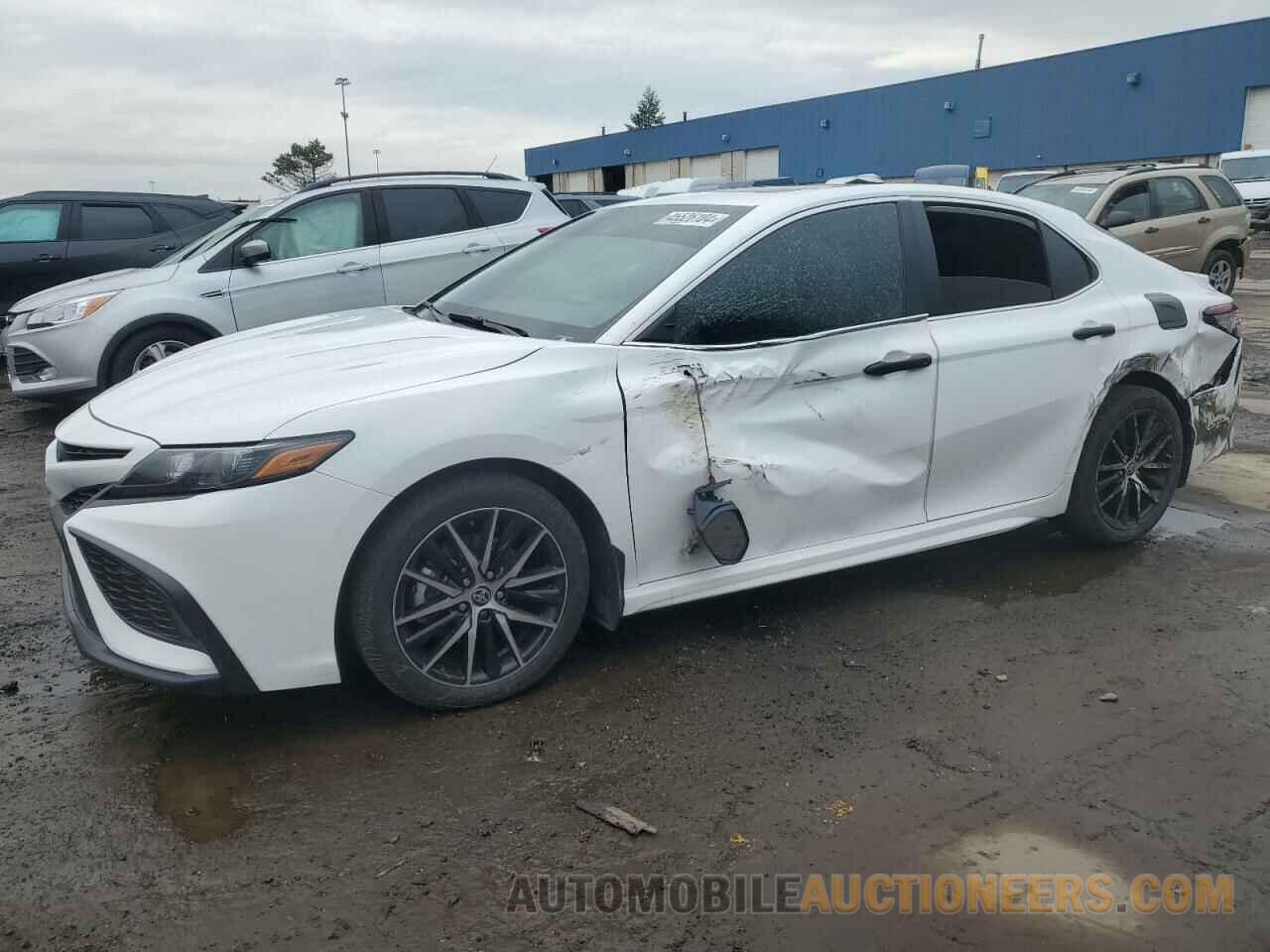 4T1S11AK0PU747317 TOYOTA CAMRY 2023