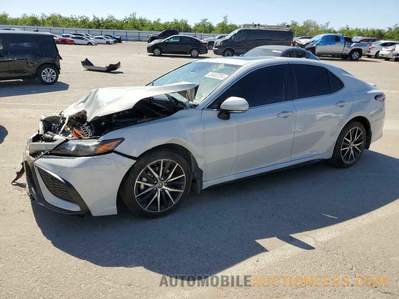 4T1S11AK3PU137556 TOYOTA CAMRY 2023