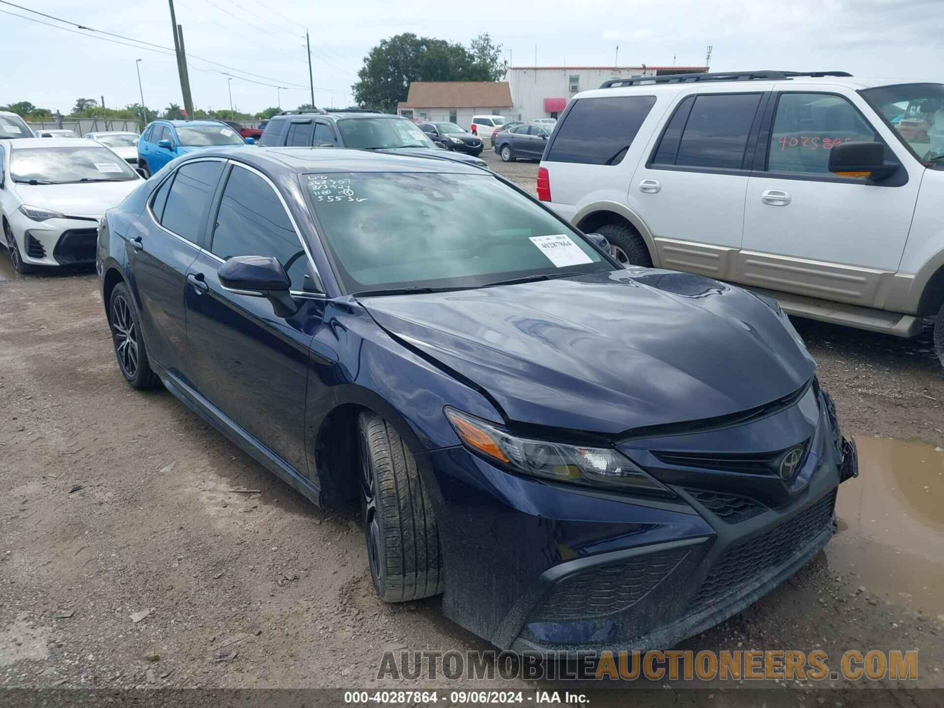 4T1S11AK5NU045975 TOYOTA CAMRY 2022