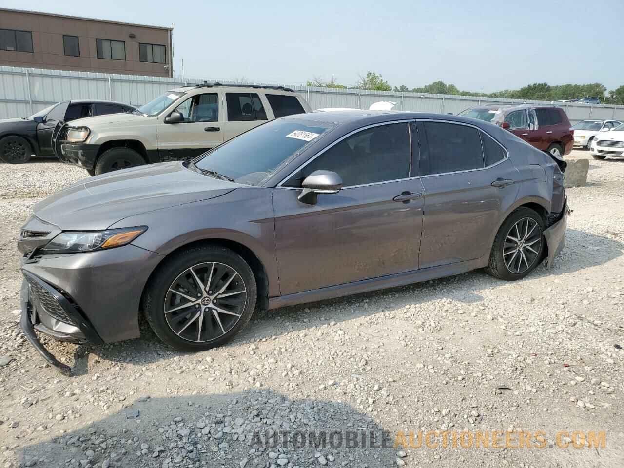 4T1S11AK7PU182855 TOYOTA CAMRY 2023