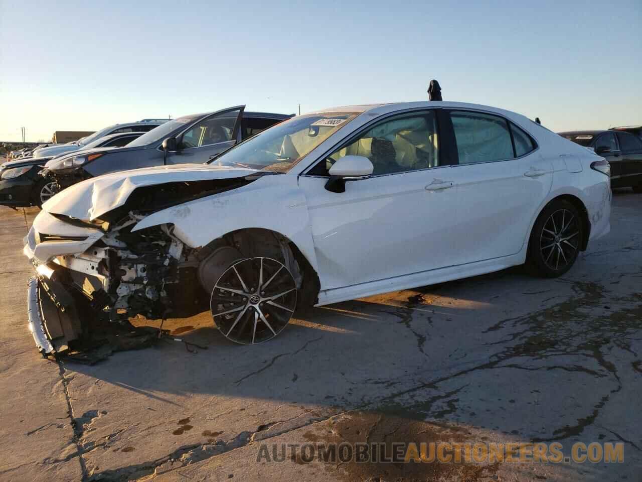 4T1S11AK7PU185979 TOYOTA CAMRY 2023