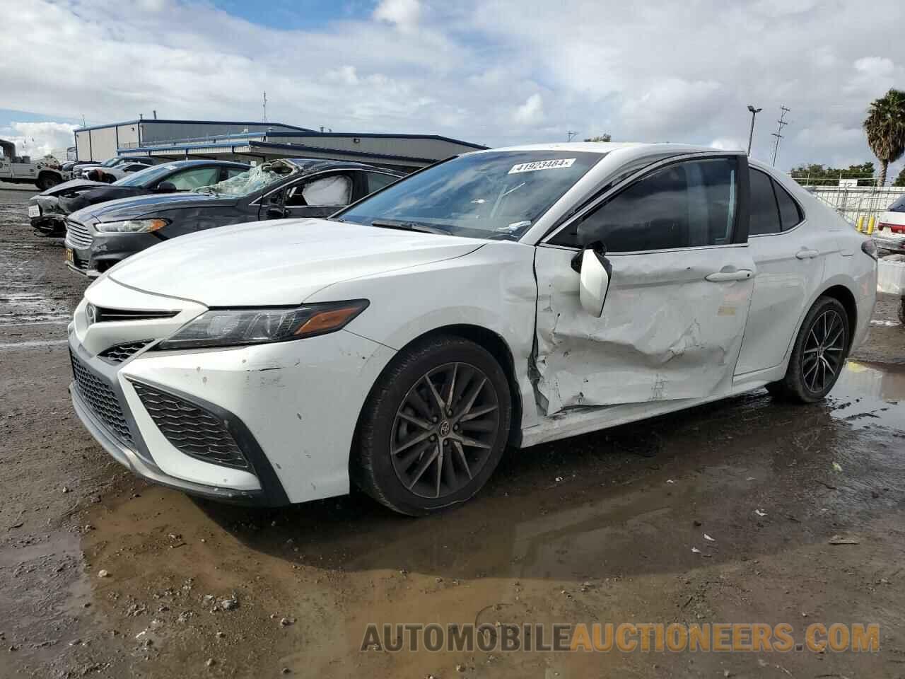 4T1S11AKXMU577284 TOYOTA CAMRY 2021