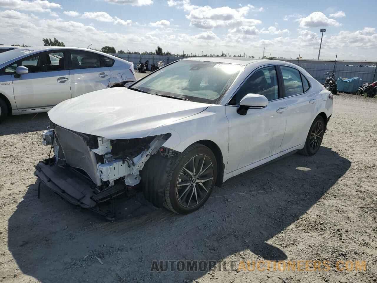 4T1S11BK7RU120891 TOYOTA CAMRY 2024