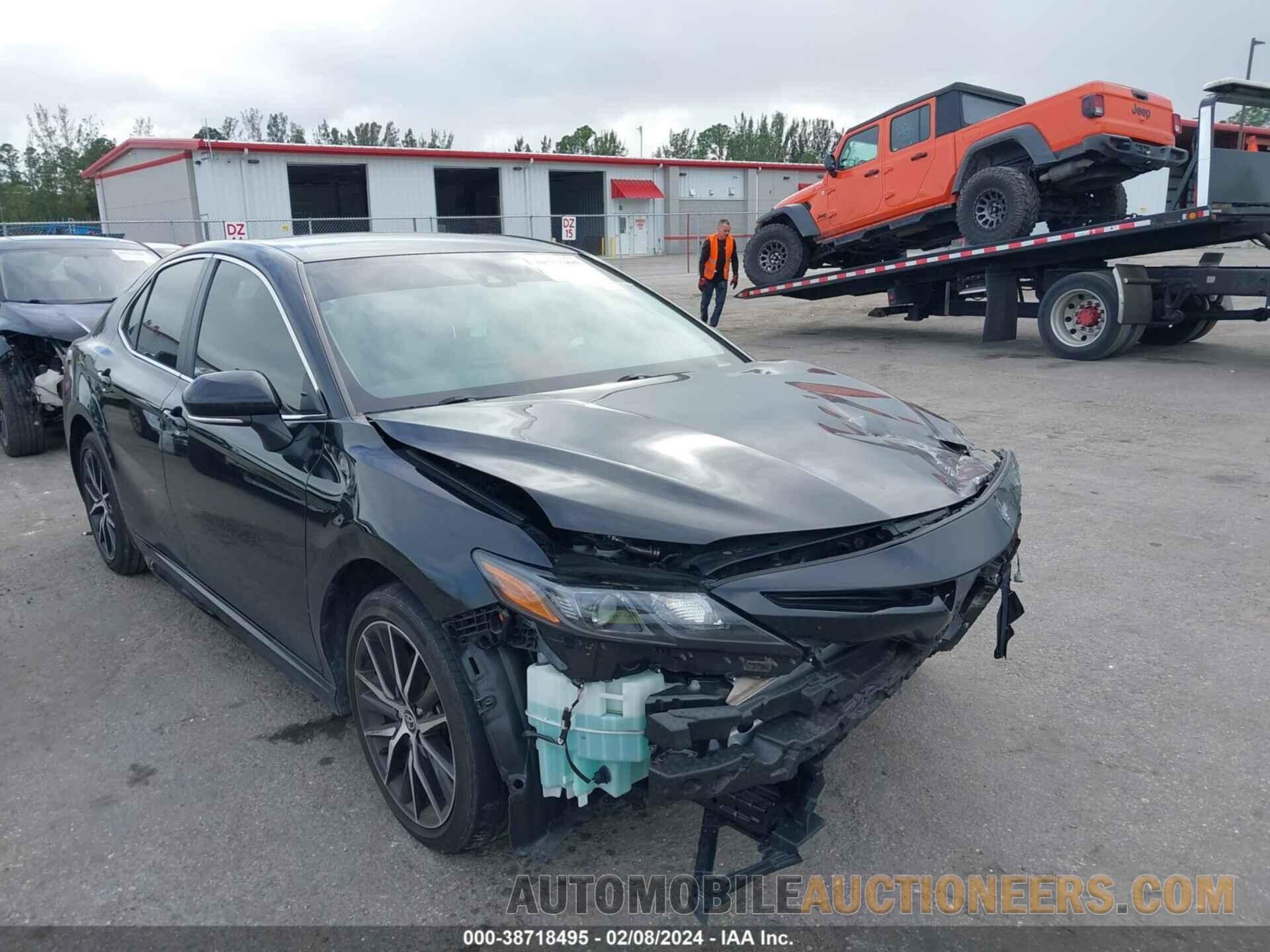 4T1T11AK0MU603833 TOYOTA CAMRY 2021