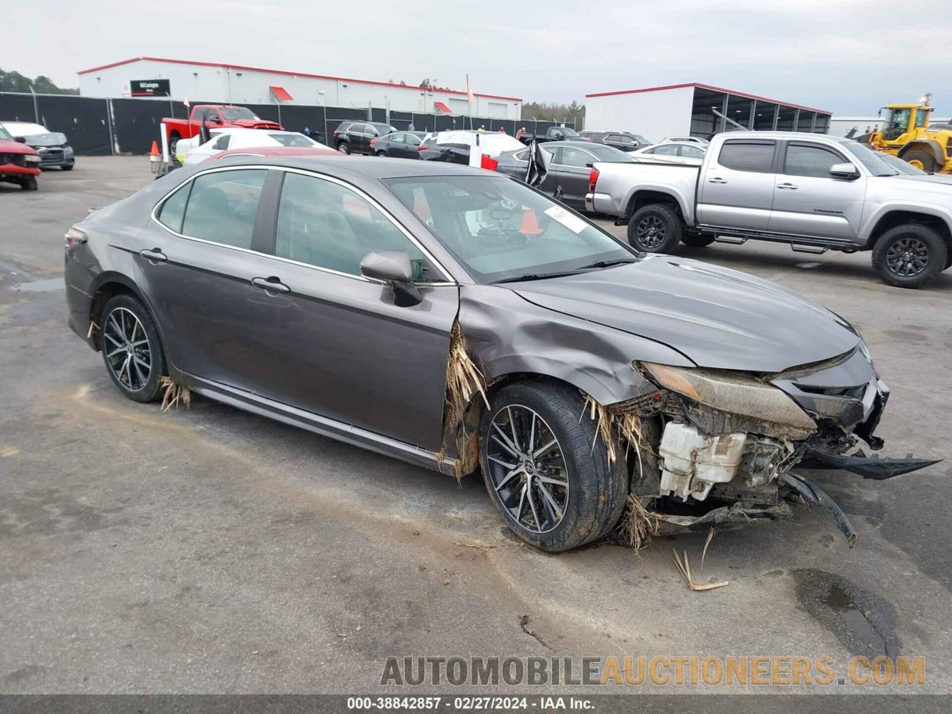 4T1T11AK1MU575766 TOYOTA CAMRY 2021