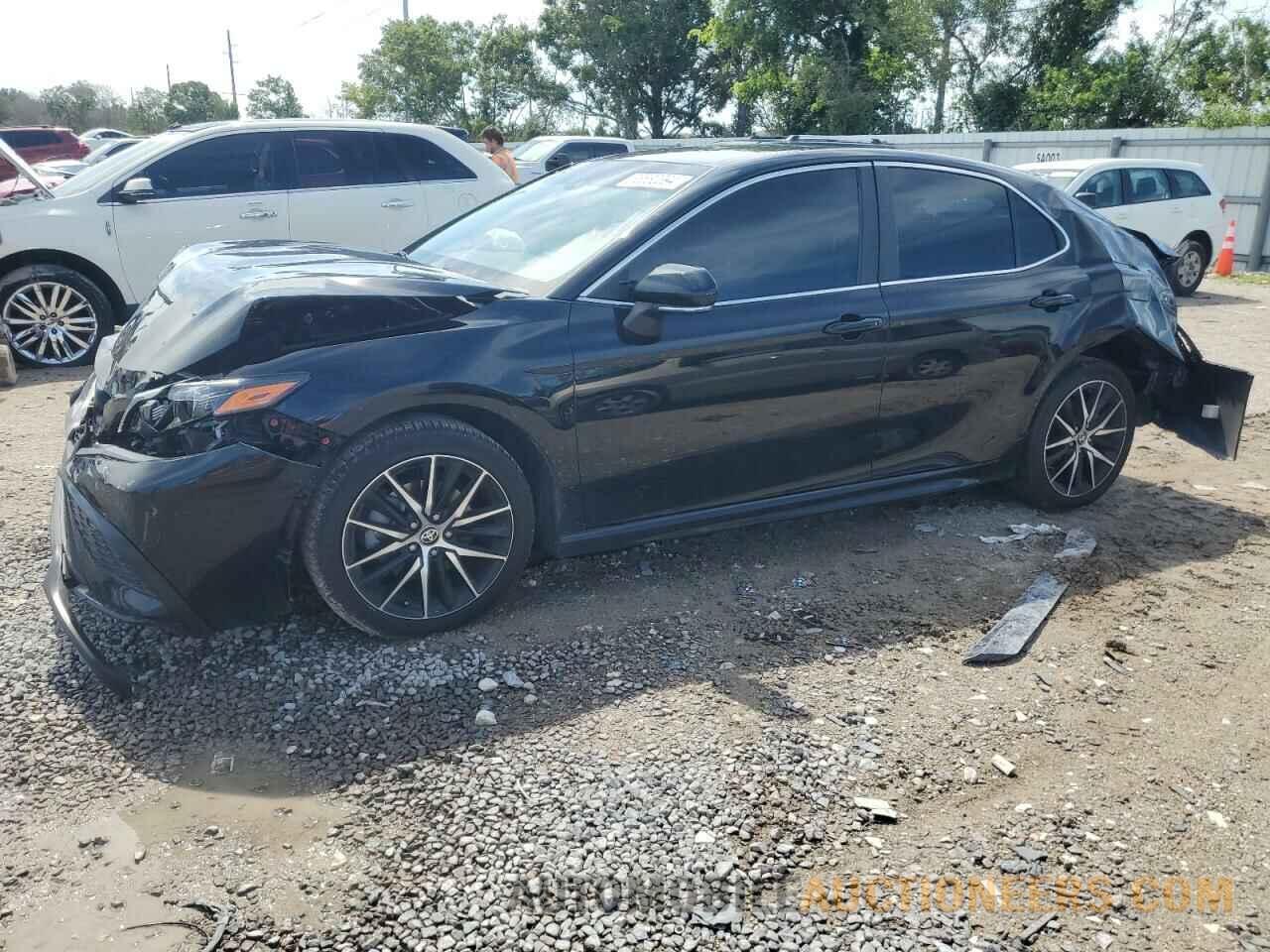 4T1T11AK1NU617368 TOYOTA CAMRY 2022